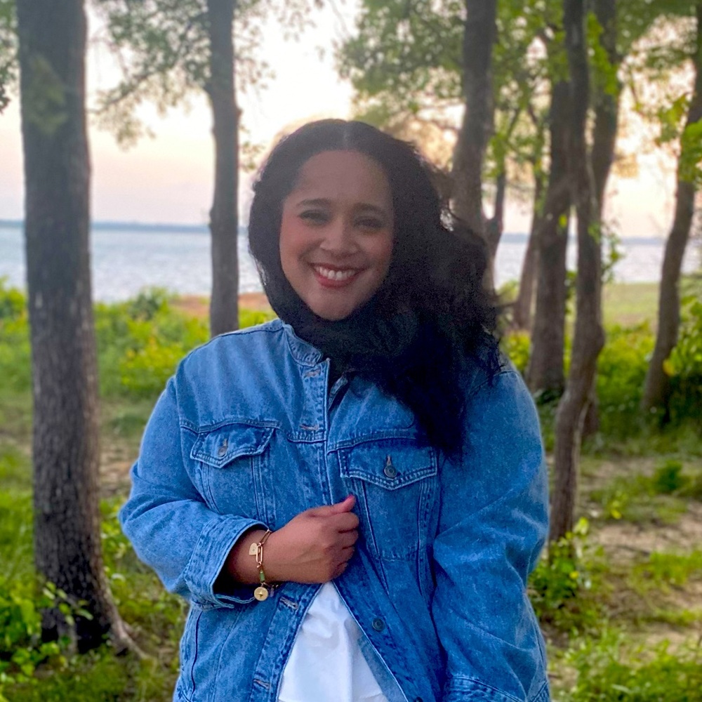 Meet your Posher, Jasmine